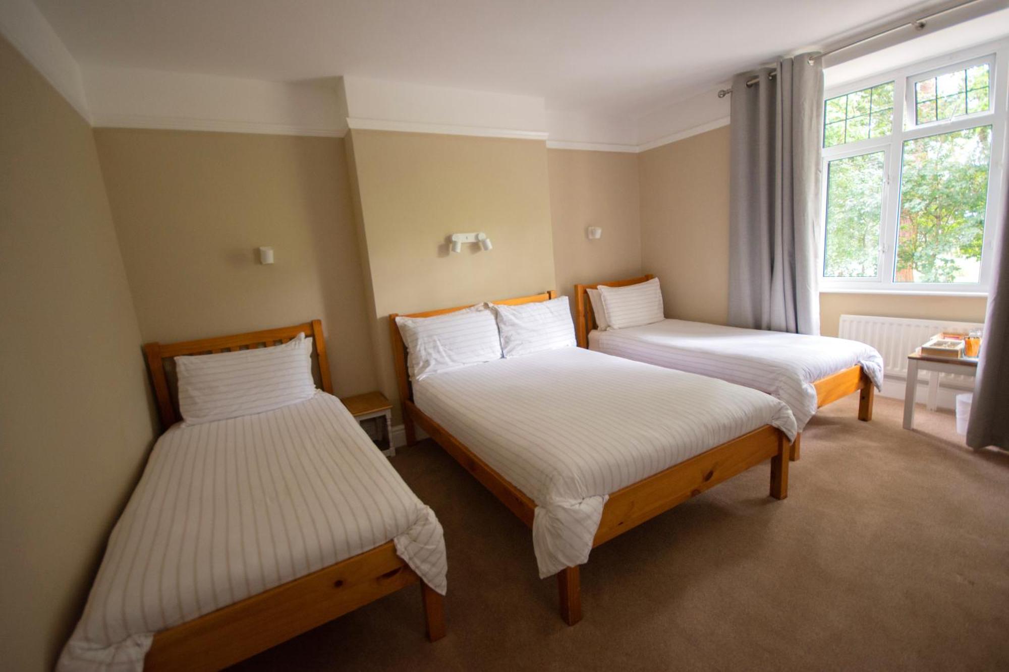 Salamander Guest House Стратфорд-апон-Эйвон Экстерьер фото
