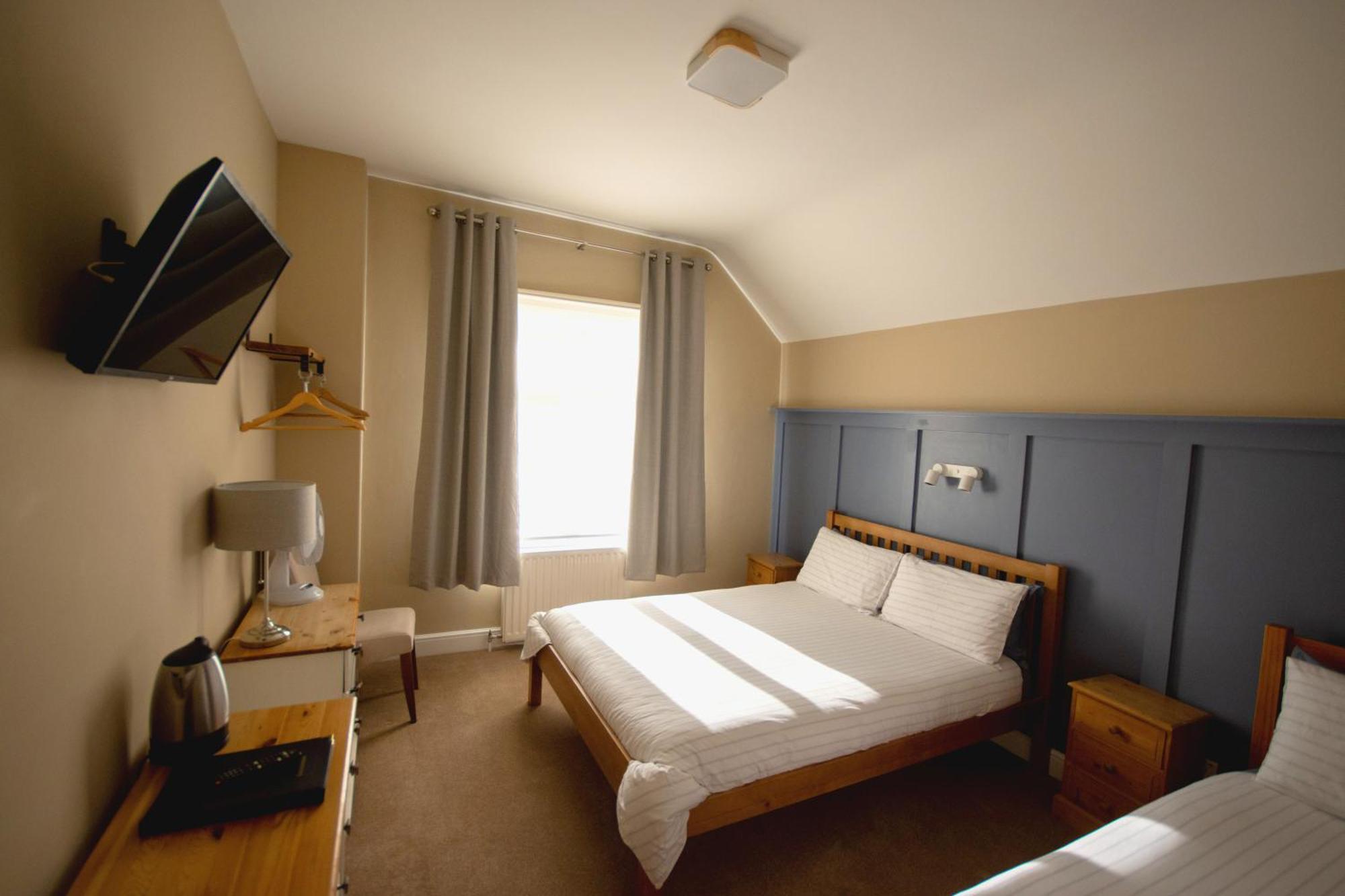 Salamander Guest House Стратфорд-апон-Эйвон Экстерьер фото